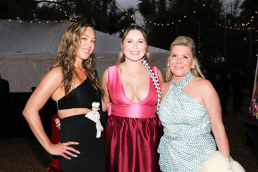 Laura Thomas, Sarah Renkliyuz and Tammy Karp