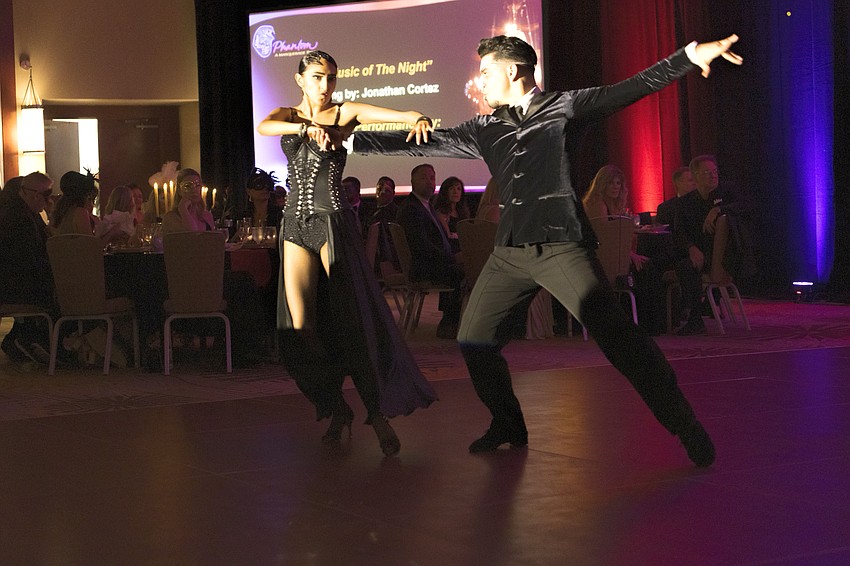 Dance Performers Zoe Luna and Francois LLorente