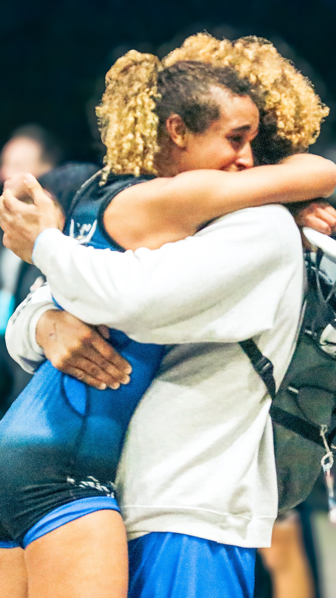 Historic day: Mariah, Jordan Mills become first brother, sister to win