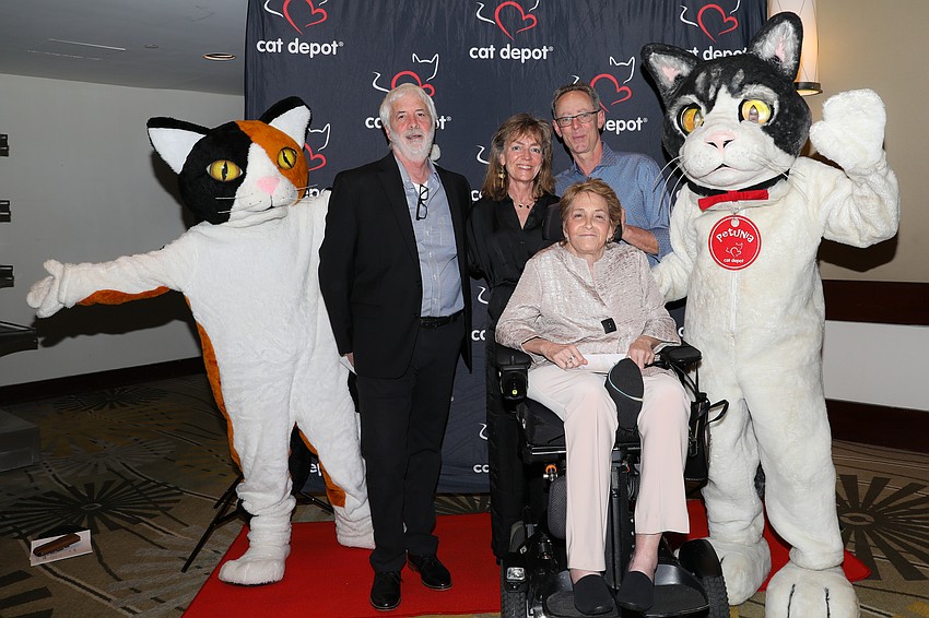 Callie and Petunia with Ken Slavin, Fiona Keyes, and Bruce Whiteman