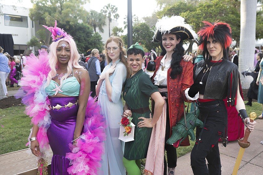 Ringling students Pearl Taylor, Dria Anderson-Whittaker, Sonia Rosa, Marina Elaine and Sarafina Murphy Gibson