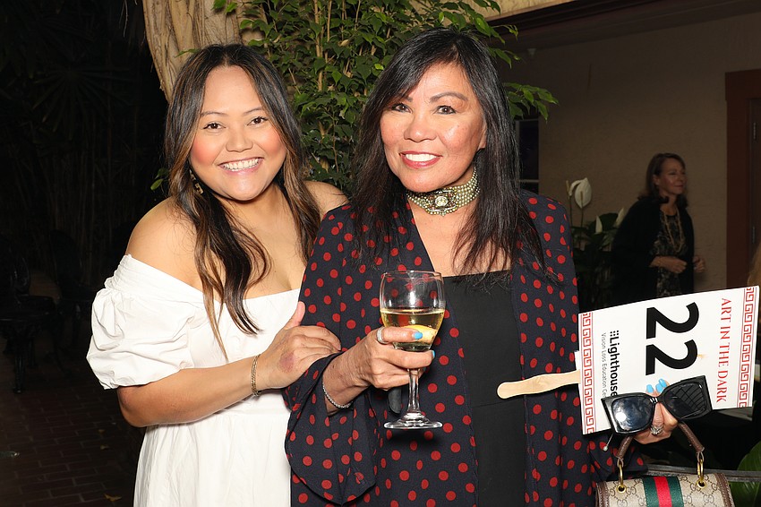 Jennifer Gunn with her mom, Cyd Buck