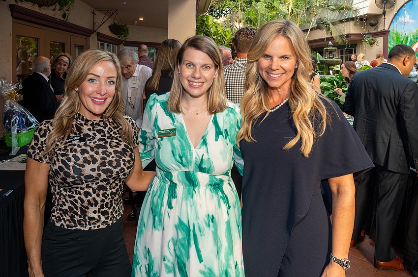 Erin Fuller, Kaitlyn Kramer and Kristi Hoskinson