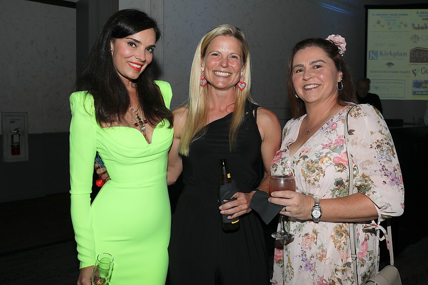 Liebe Gamble, Liz Shallenberger and Lorri Alba are headed into dinner