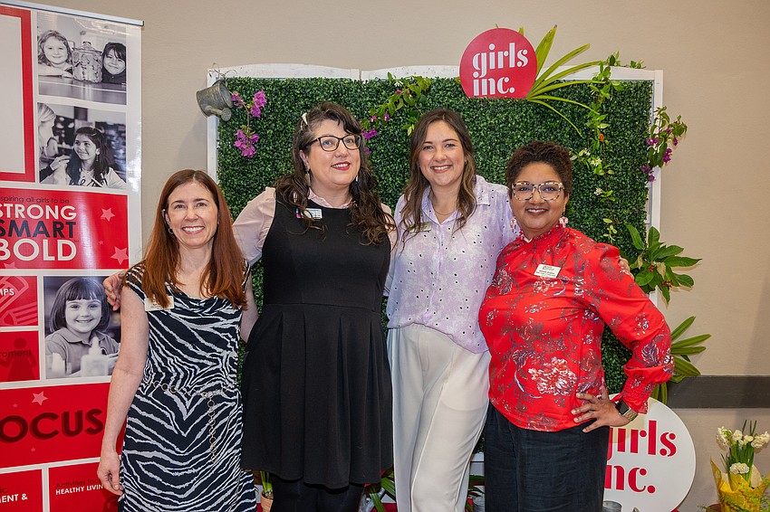 Nan Morgan, Kira Ferderber, Lauren Stroman and Dawnyelle Singleton