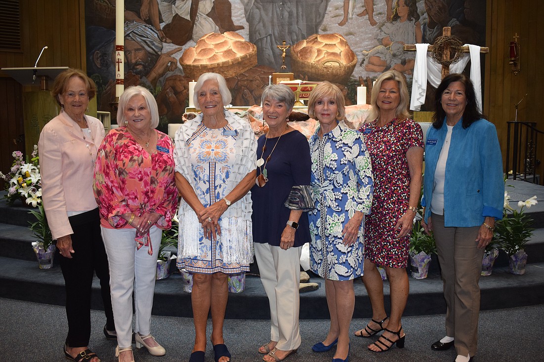 Cindy Noble, Linda Olsen, Marilyn Davol, Mary Del Pup, Susan Clarke, Lynn Kennelly and Kay Kochenderfer