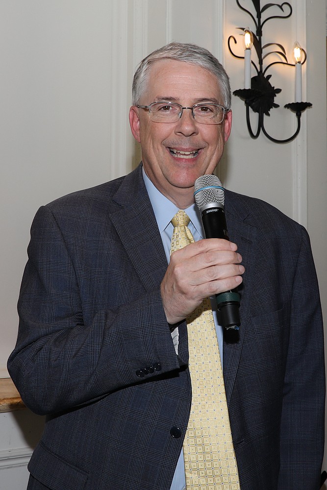 Sarasota Orchestra CEO Joseph McKenna delivers a warm welcome to his guests at the Masterworks 7 Dinner at the Ritz-Carlton Beach Club.