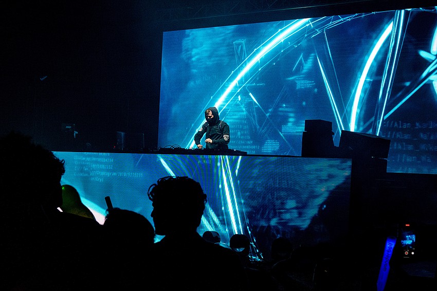 DJ Alan Walker got the crowd dancing.