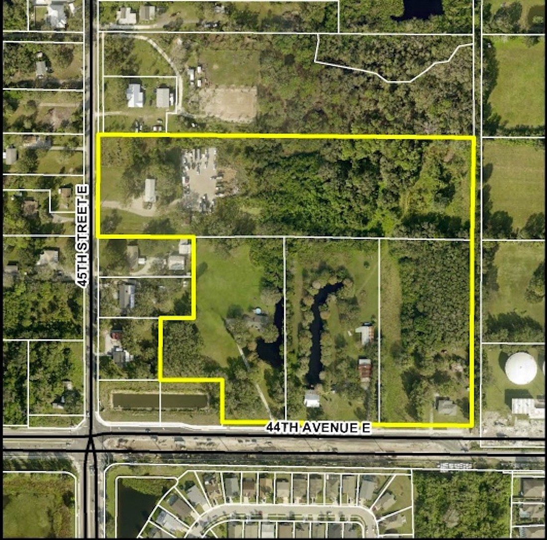 The yellow outline shows the proposed site for the Villas at Elwood Park.