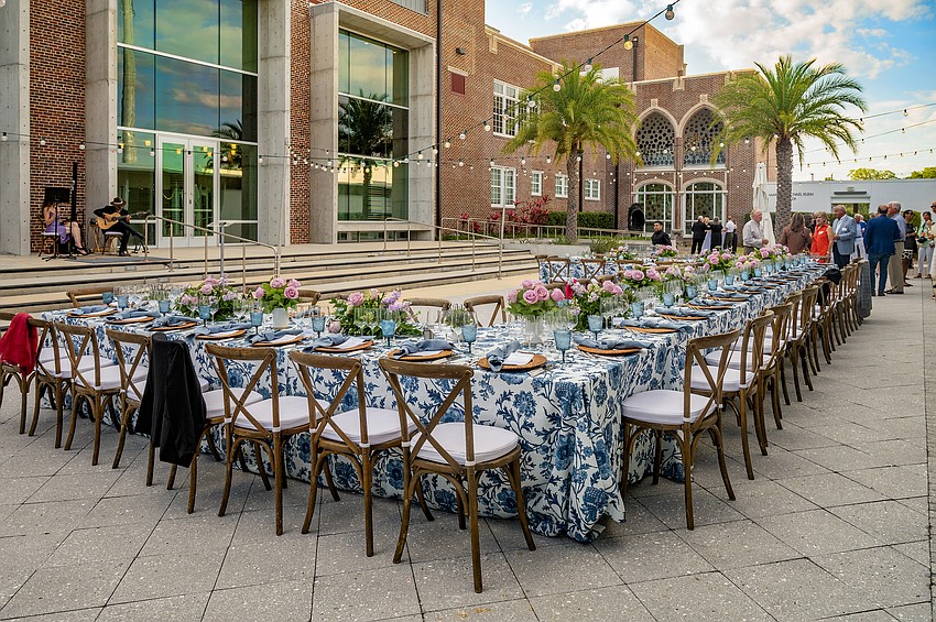 Tables were set up in the museum's courtyard for dinner.