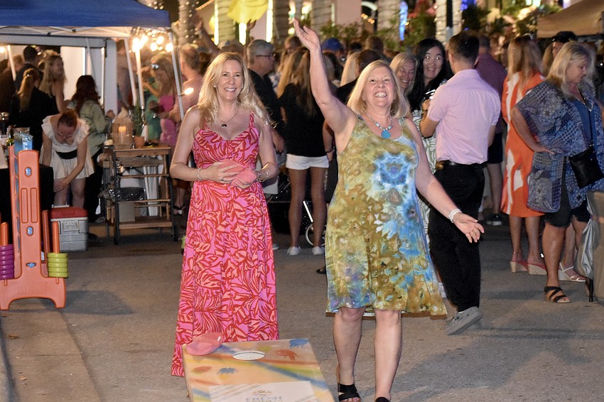 Susie Mazzarella and Cheryl Ryan enjoyed a sisters' night out.
