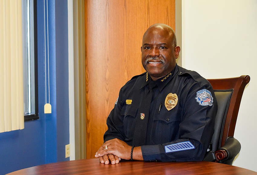 Ogburn sworn into office as city of Ocoee’s first black police chief ...