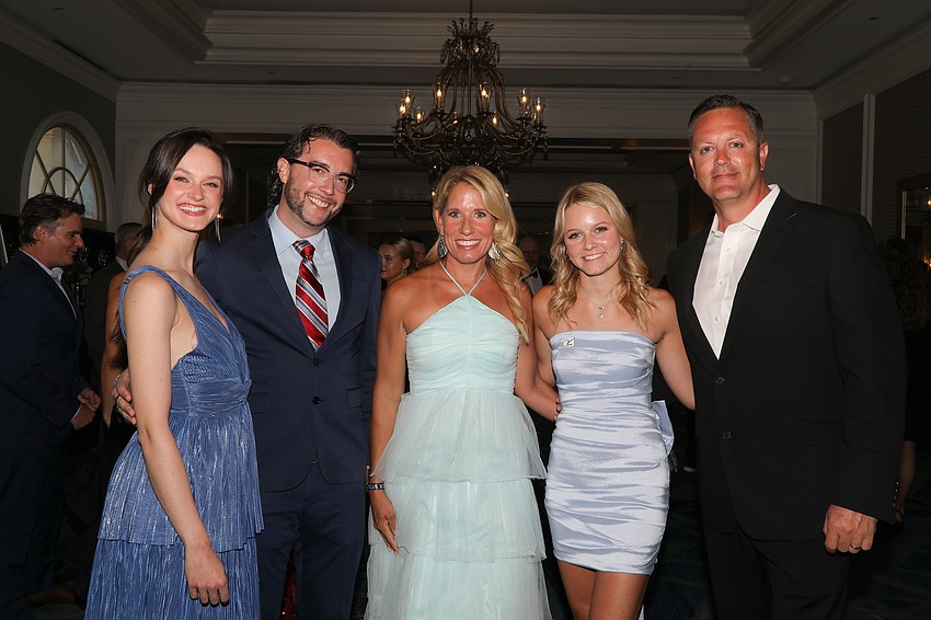Treslyn Shipley, Scott Gleeson, Sarah Keller, Sadie Keller and Shawn Keller