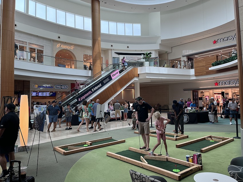 There are several activities for fathers to do with their families during Dad's Day Block Party.