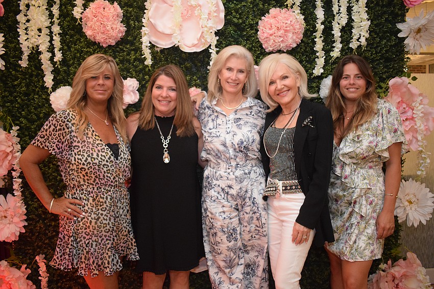 Tami McDermott, Kim Verreault, Danielle Gladding, Melinda Foster and Alison Kanter
