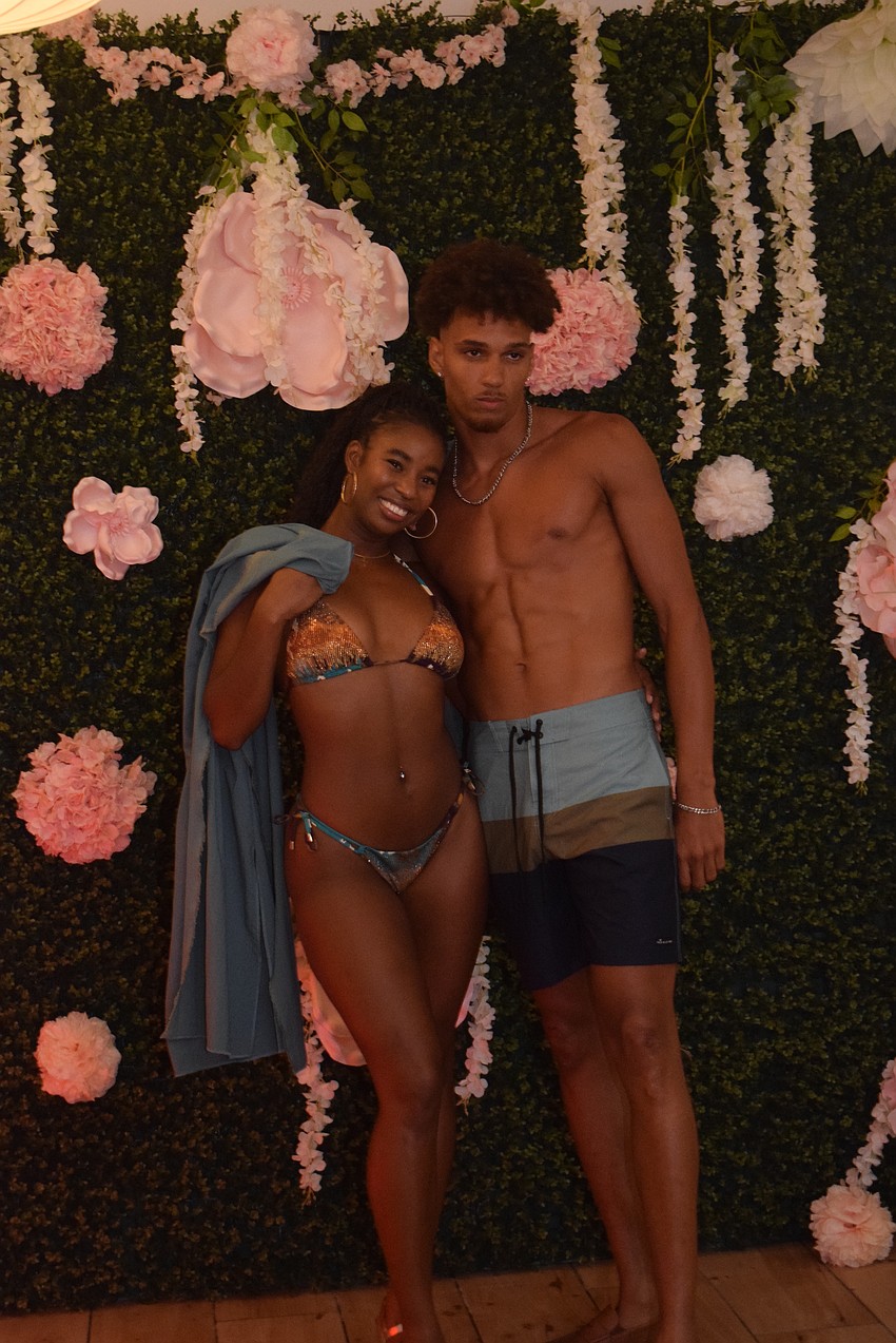 T. Georgiano's models Faith and KJ