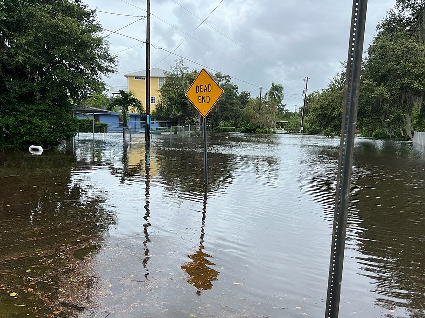 Quonset Road in East County along the Braden River indeed was a dead end due to Hurricane Debby.