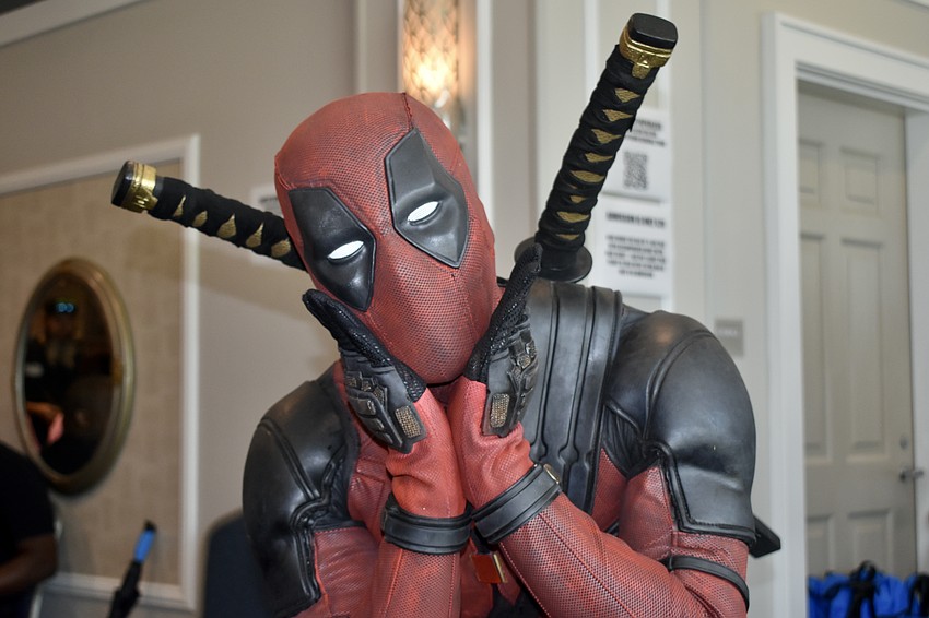 Nicholas Thomas as Deadpool