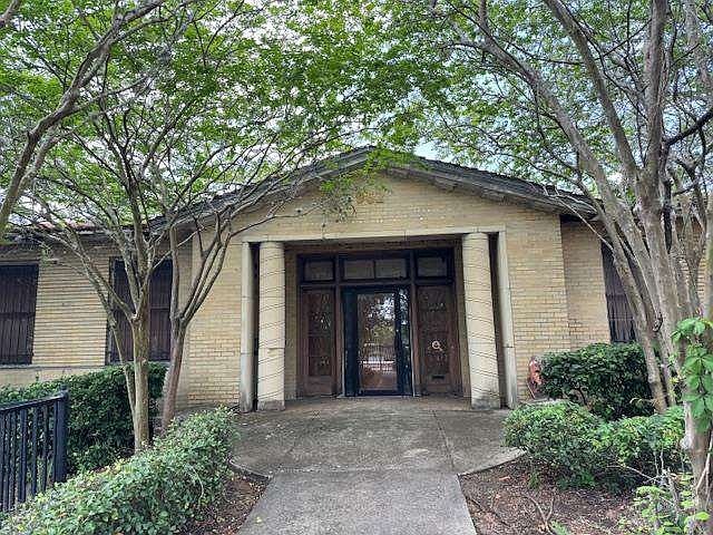 The one-story brick building at 962 N. Main St. along the proposed Emerald Trail was once used as a public health clinic.