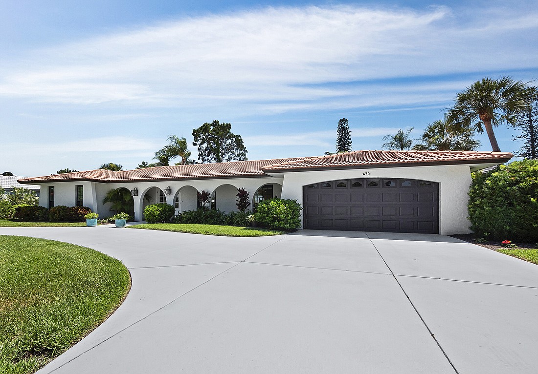 George and Holleh Poulos, of Sarasota, sold their home at 470 E. Royal Flamingo Drive to Michael Wallace Liddle and Sally McGee Abraham, of Sarasota, for $1,675,000.