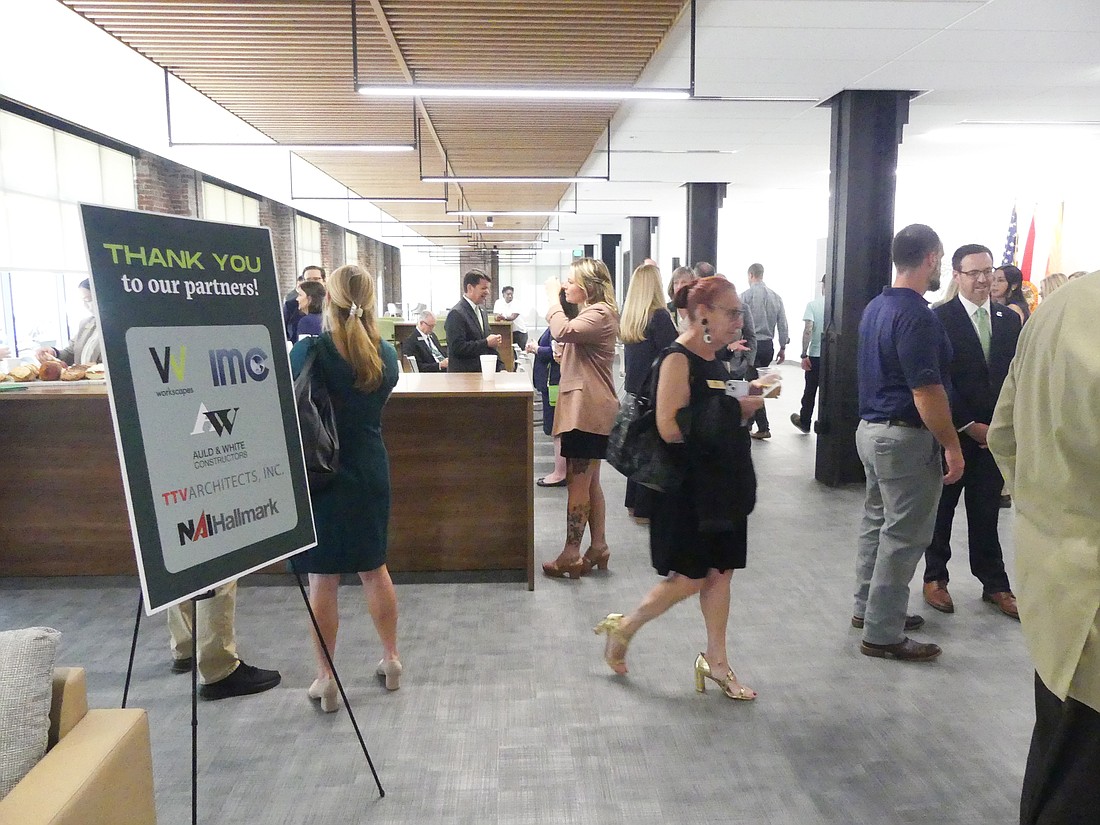 The ground floor at the Jacksonville University College of Law comprises the entry foyer, student lounge and flexible event space.