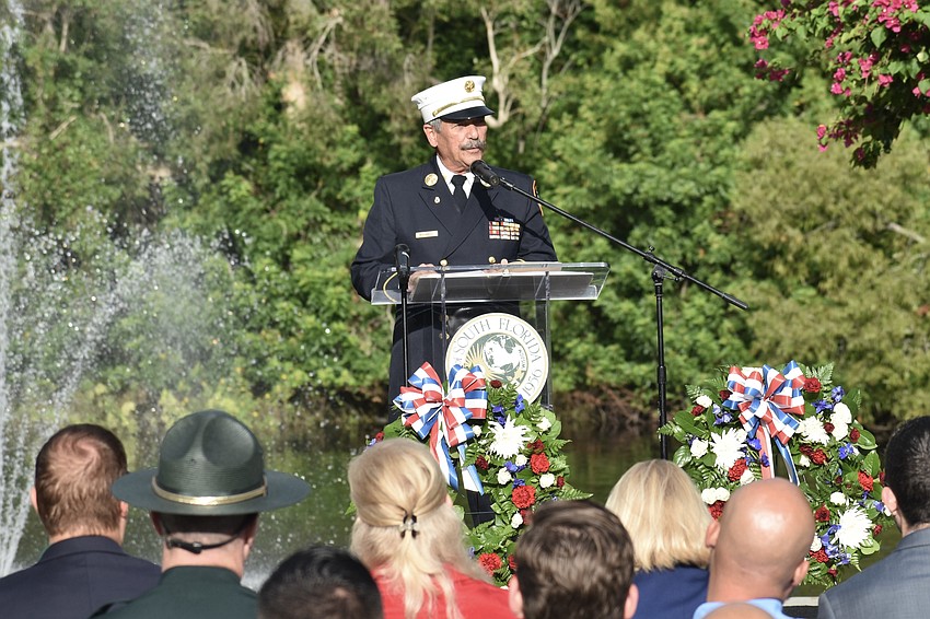 Former battallion chief Jack McDonnell of Lakewood Ranch speaks to attendees.