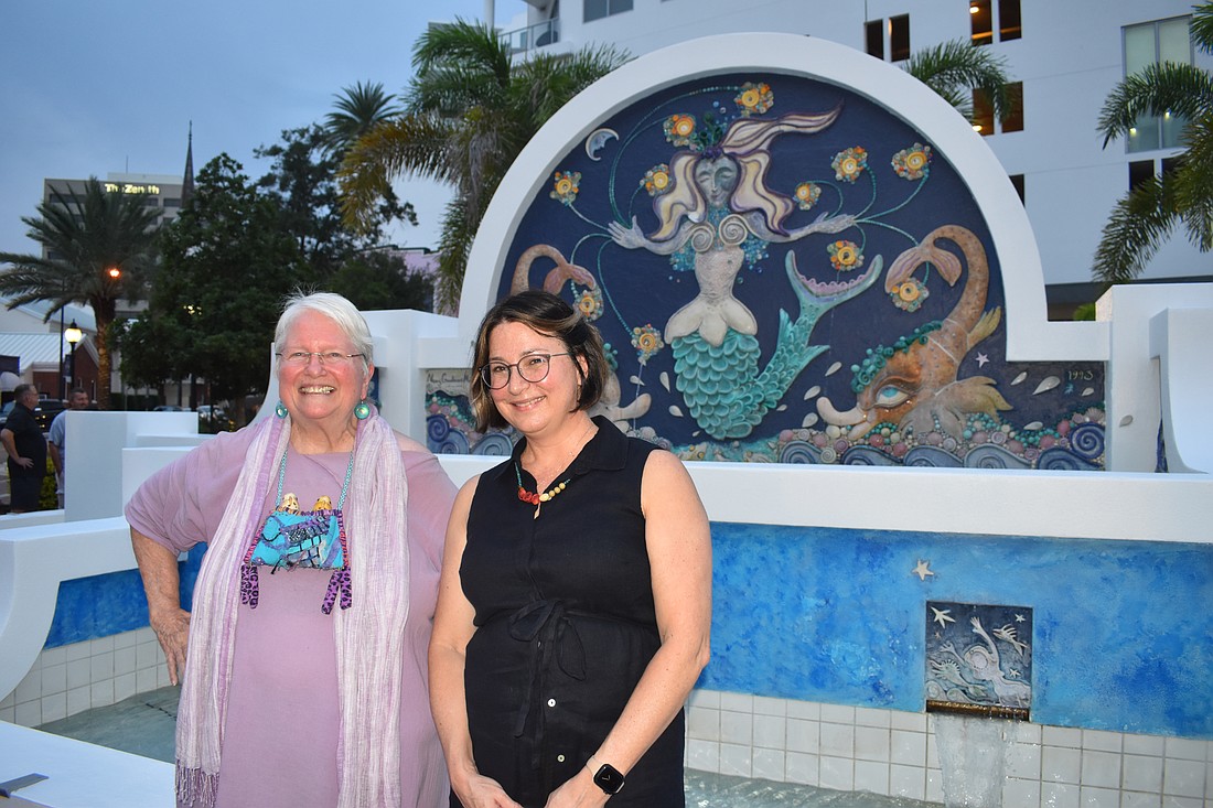 Nancy Goodheart Matthews was able to establish the plaque at the fountain with the help of City of Sarasota public art lead Mary Davis Wallace.