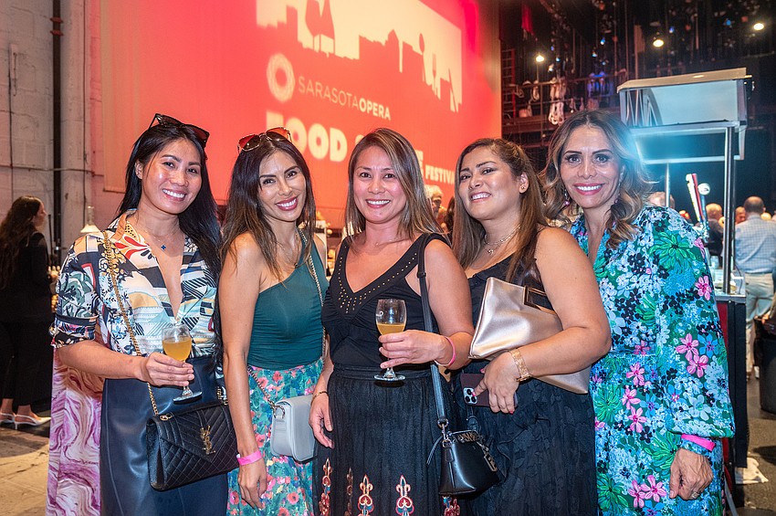 Jenny Santillan, Mayi Barov, Schenette-Franco, Susan Oliva and Claudia Wright