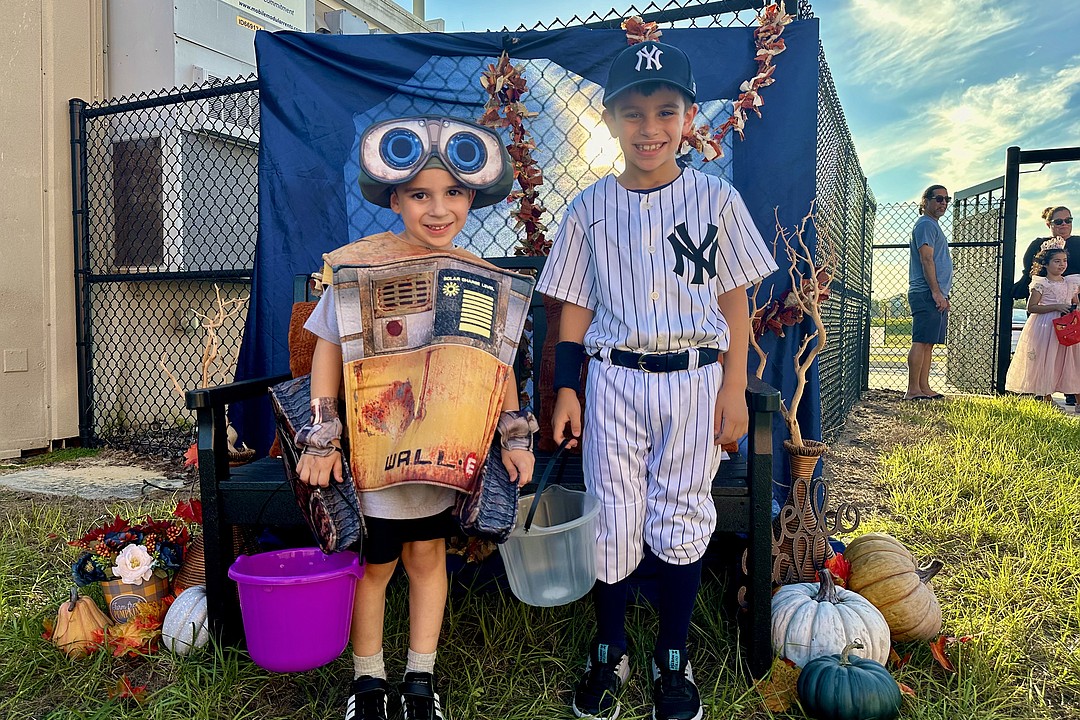 PHOTOS 2024 Summerlake Elementary School Fall Festival West Orange