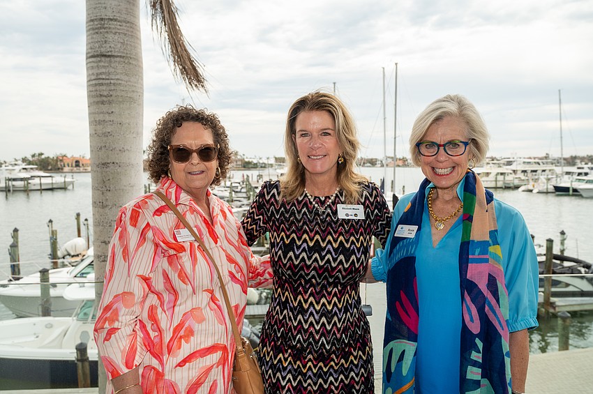 Debra Flynt-Garret, Elizabeth Moore and Roxie Jerde