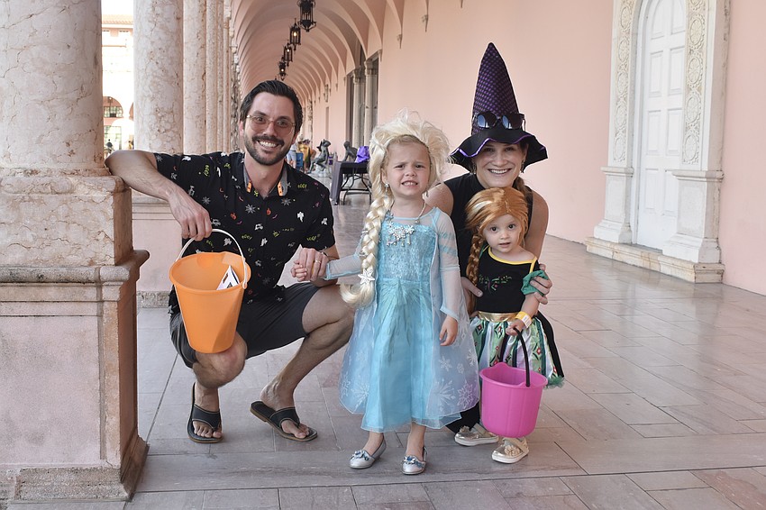 Frank Allen, Addy Allen, 3, Izzy Allen, 1 and Alex Allen