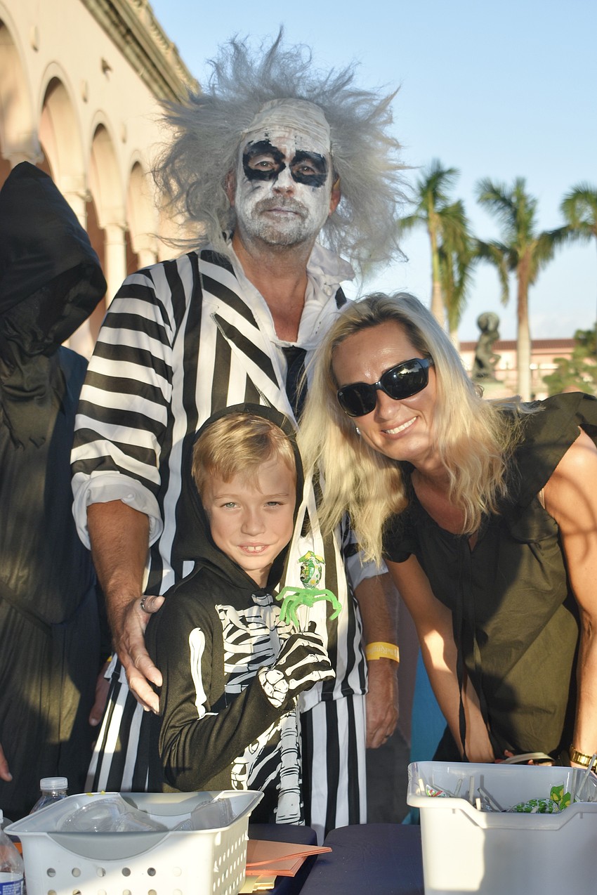 Dominic Thomas, 14, David Thomas, Sebastian Thomas, 8 and Petra Thomas