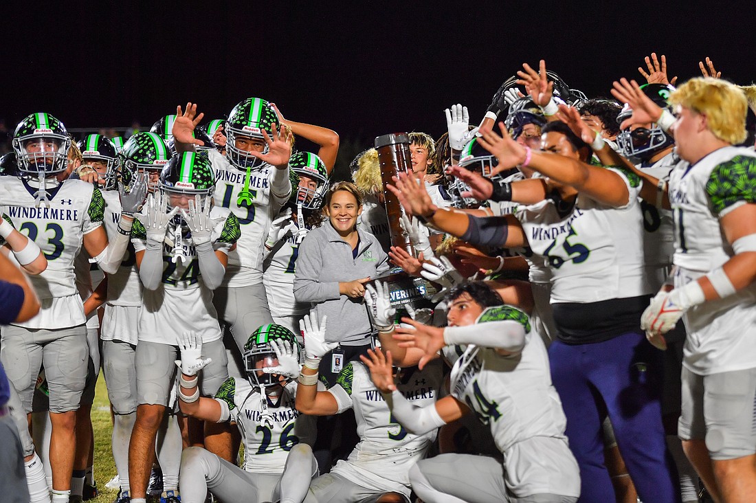 Windermere football completes undefeated regular season after an overtime win at rivals Horizon High (Photo courtesy of Marissa Romeu with TK Photography).