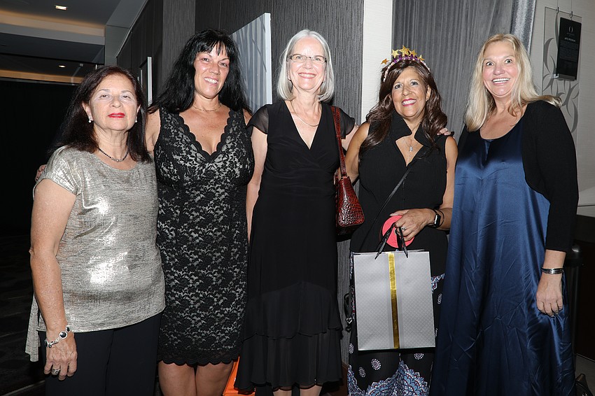 Volunteers include Sharon Avison, Zora Timotuevio, Ina Goldberg, Gina Spicer and Tamara Crawford