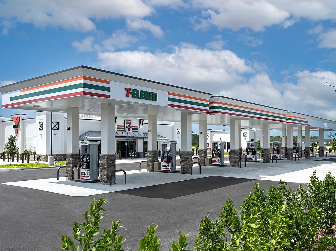 A new 7-Eleven in Naples has been bought by investors.