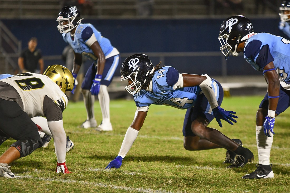 Dr. Phillips' Maurice Jones Jr. lined up at defensive end against East Ridge High.