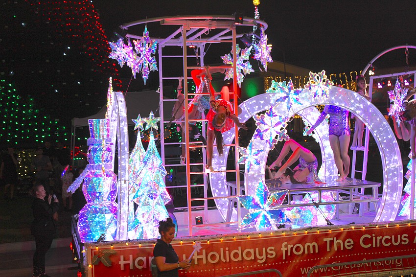The Circus Arts Conservatory float again was a highlight of the Santa's Grand Arrival Parade.
