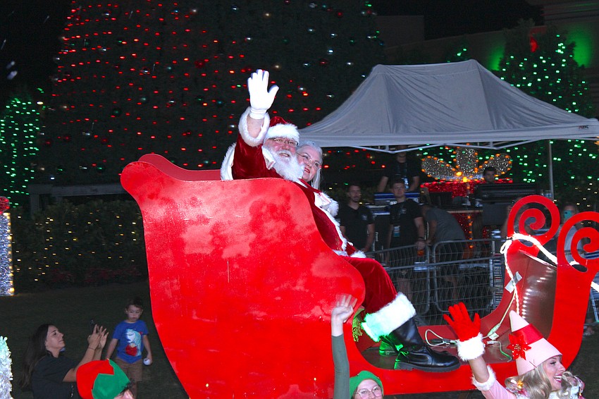 What would the Santa's Grand Arrival Parade be without Santa and Mrs. Claus arriving at the Mall at University Town Center?