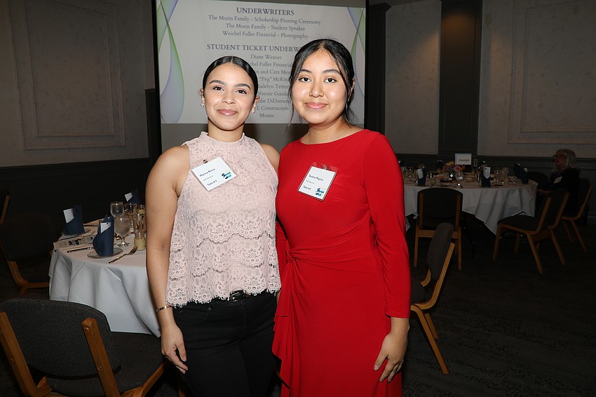 Nursing students Marina Perez and Susana Magna