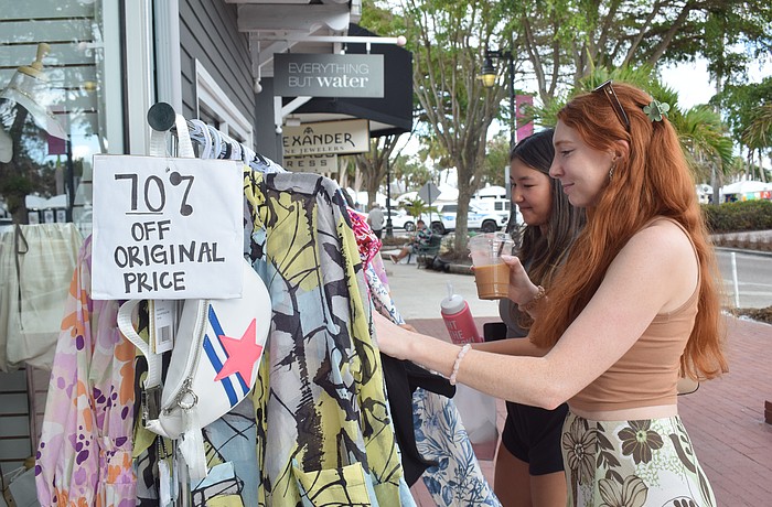 Locals Annabeth Howton and Jenna Barnett at the St. Armands Circle Art Festival.