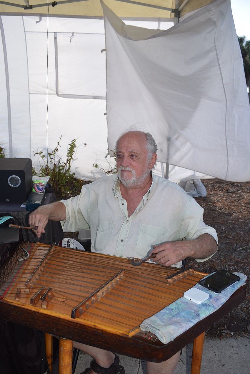 Vladimir Gorodkin at the St. Armands Circle Art Festival.