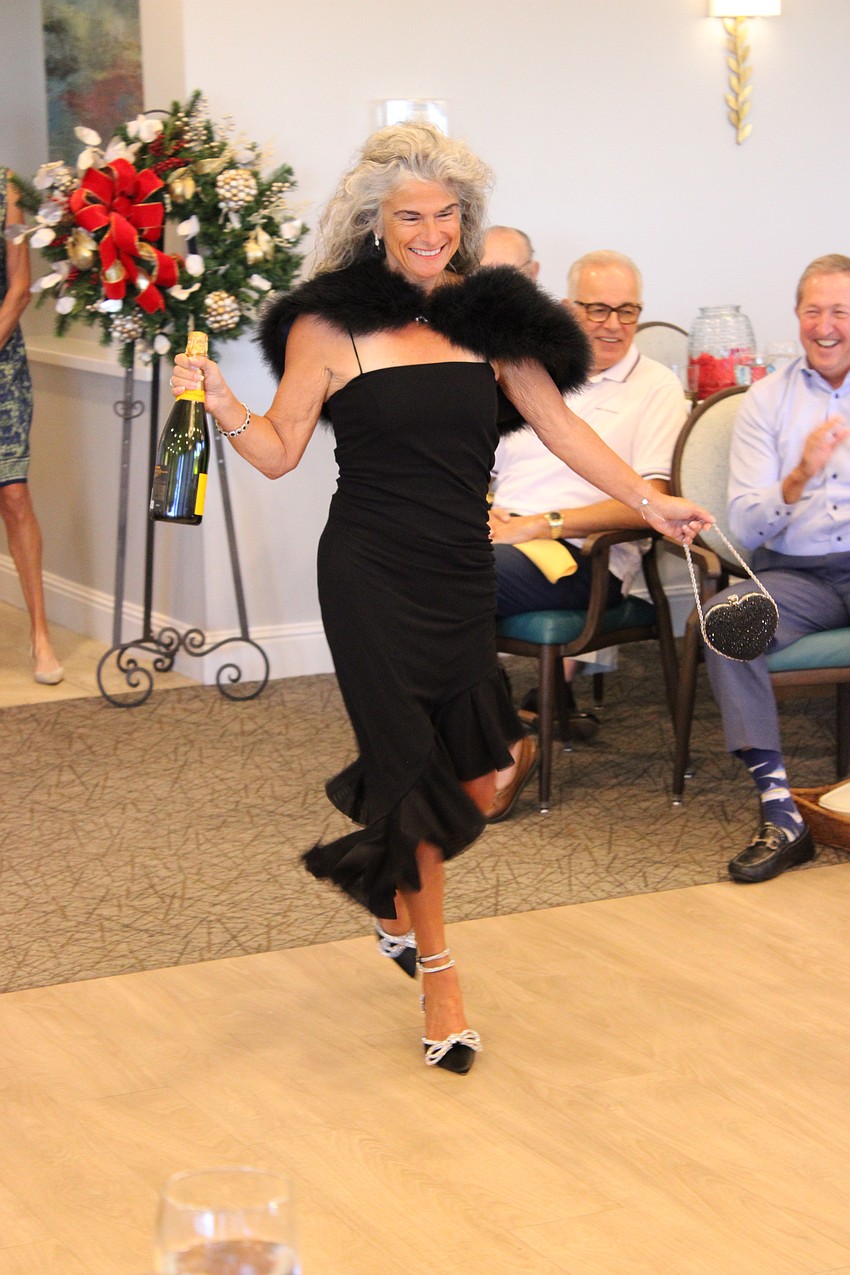 Gloria Diaz shows that she knows how to make an entrance during the Waterlefe Fashion Show.
