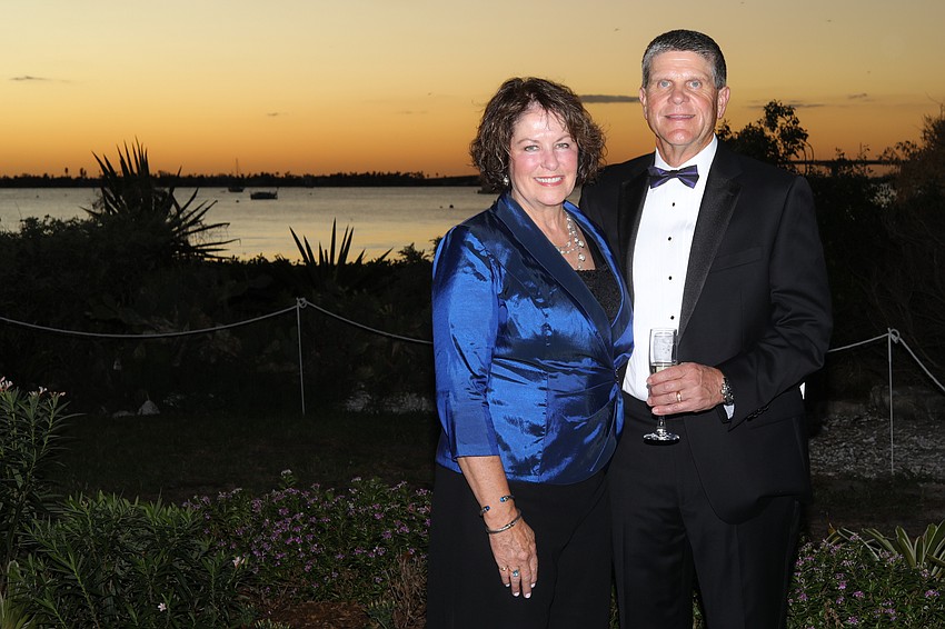 Jackie and Steve Griese enjoy a stunning Sarasota sunset.