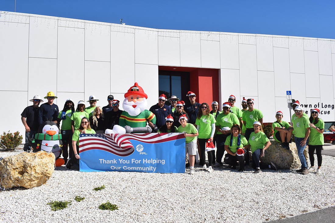 FPL volunteers decorated Longboat Key Fire Station 92 for the holidays.