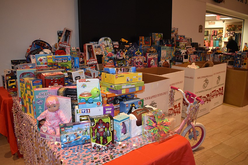 The event helped to raise toy donations for Toys for Tots.
