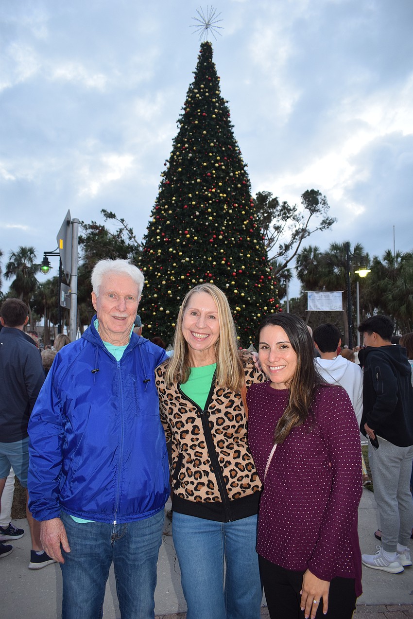 Bob, Maribeth and Felicia McDermott from the Longboat Key Chamber of Commerce.