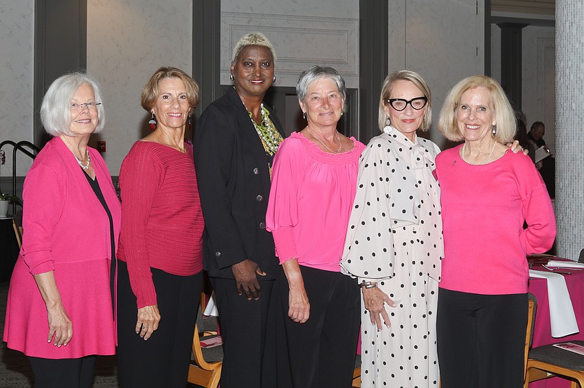 Elizabeth Spahn, Patty Seidensticker, LaVerne Green, Roslyn Painter-Goffi, Barbara Zdravecky and Kate Lannamann