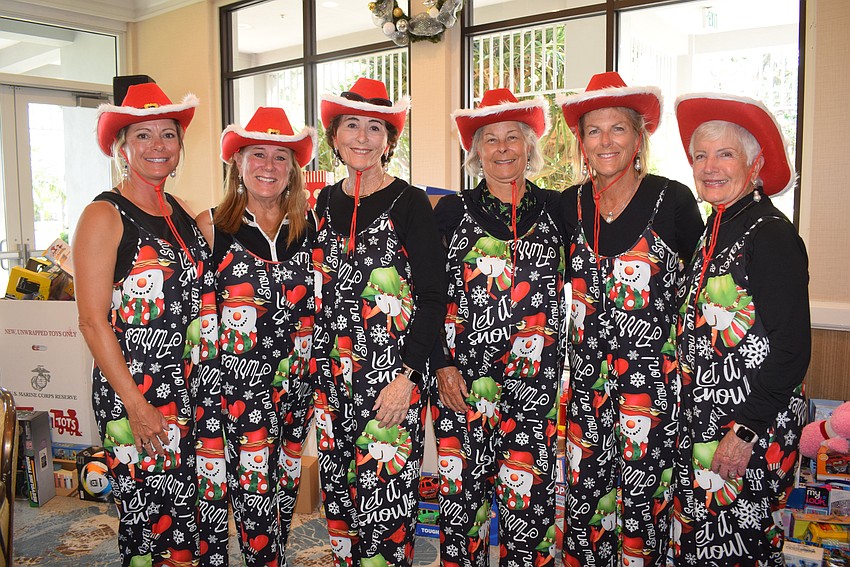 Kerry Robinson, Jan Henry, Barbara Brizdle, Marci McGovern, Carol Flanagan and Jan Van Iten