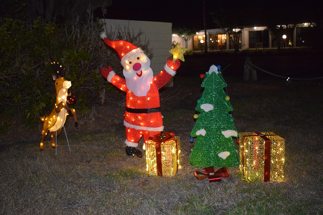 Holiday lights at Longboat Harbour