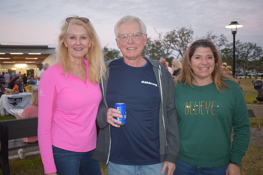 Susan Phillips, Ken Schneier and Kim Verreault.